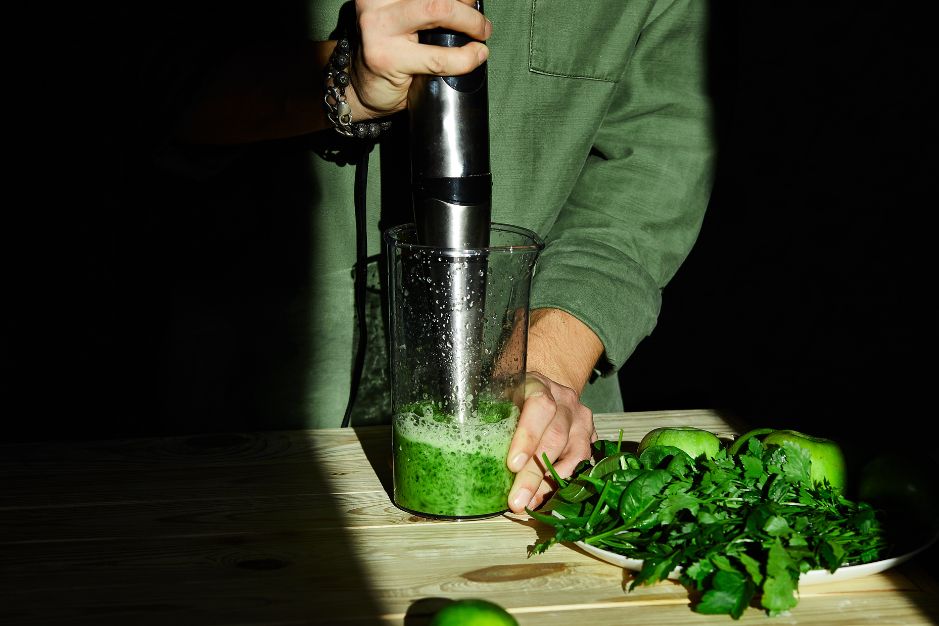 Receta Smoothie verde con AOVE romero verde aceite de oliva